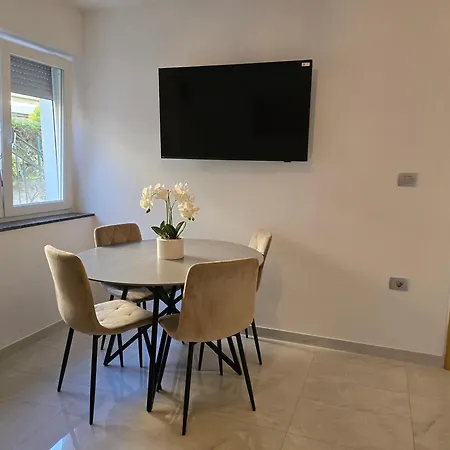 Mak Apartmán *