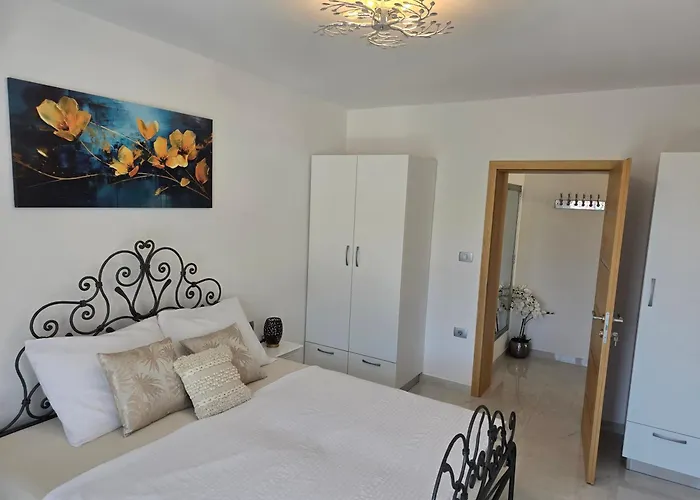 Mak Διαμέρισμα *